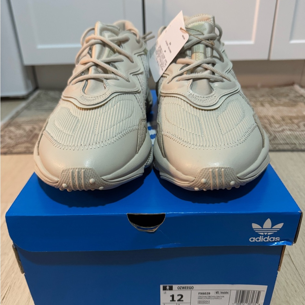 Ozweego Bliss Size 12